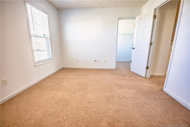 Building Photo - 2112 Yellowbrick Rd