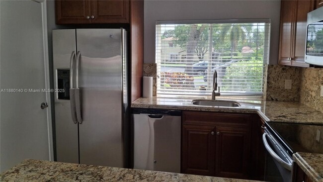 Building Photo - 671 Deer Creek Corona Way