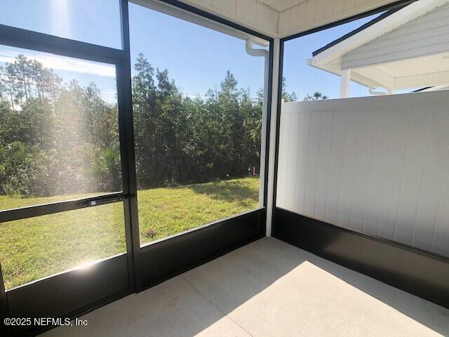 Building Photo - 13991 Molina Dr