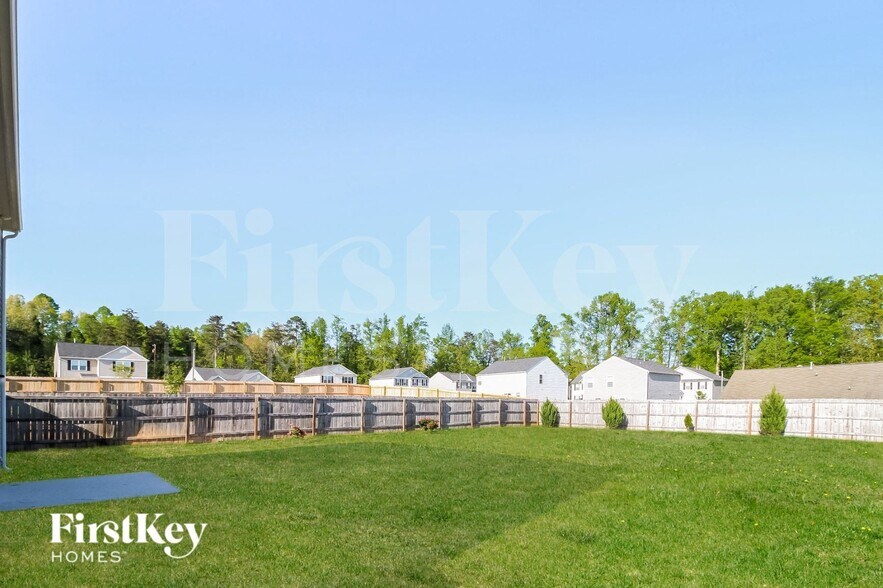 Building Photo - 270 Mount Olivet Dr