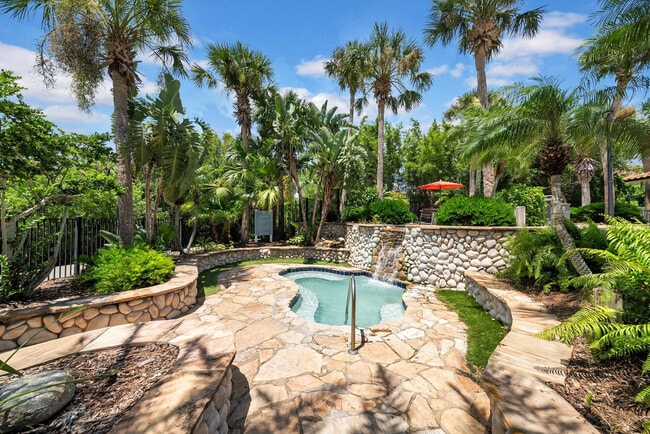 Building Photo - 7607 Southern Brook Bend