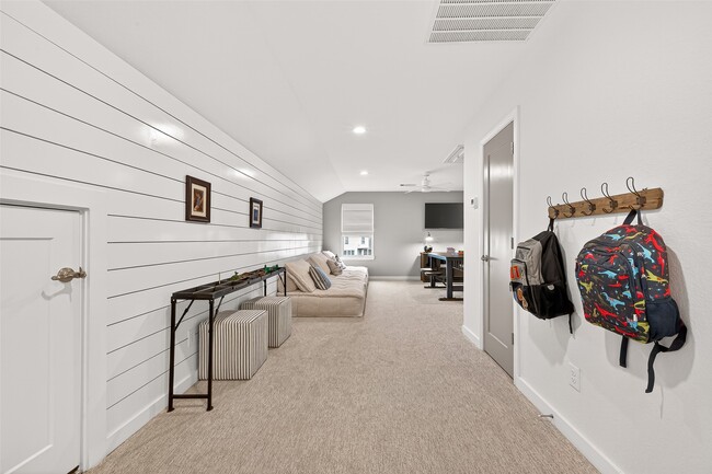 Building Photo - 26102 Lazy Waters Dr