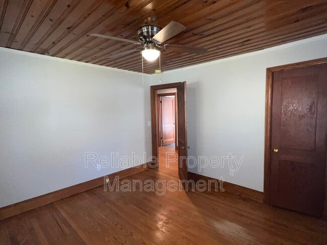 Building Photo - 103 Clay St