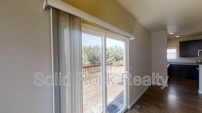 Building Photo - 1145 Antrim Loop
