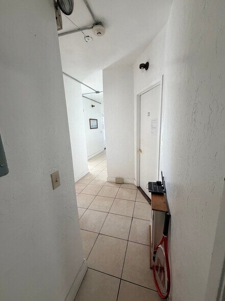 Building Photo - 1780 Le Roy Ave