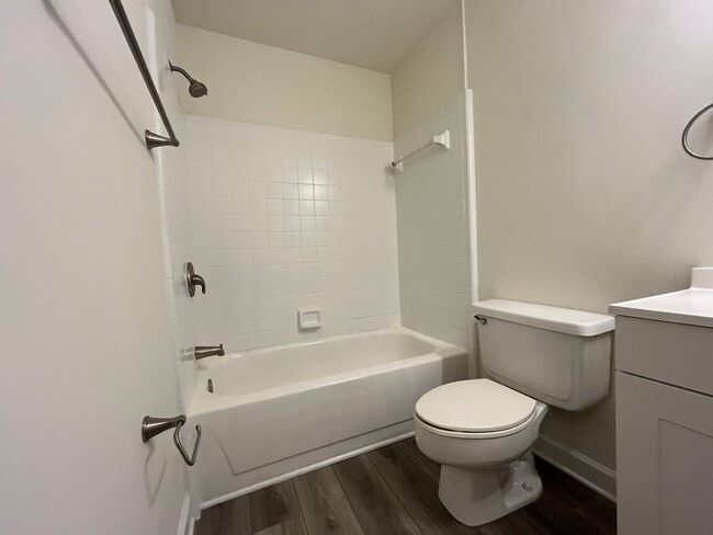 Building Photo - 1310 Morris St