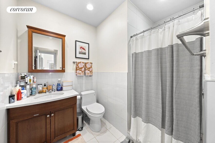 Building Photo - 272 Dean St