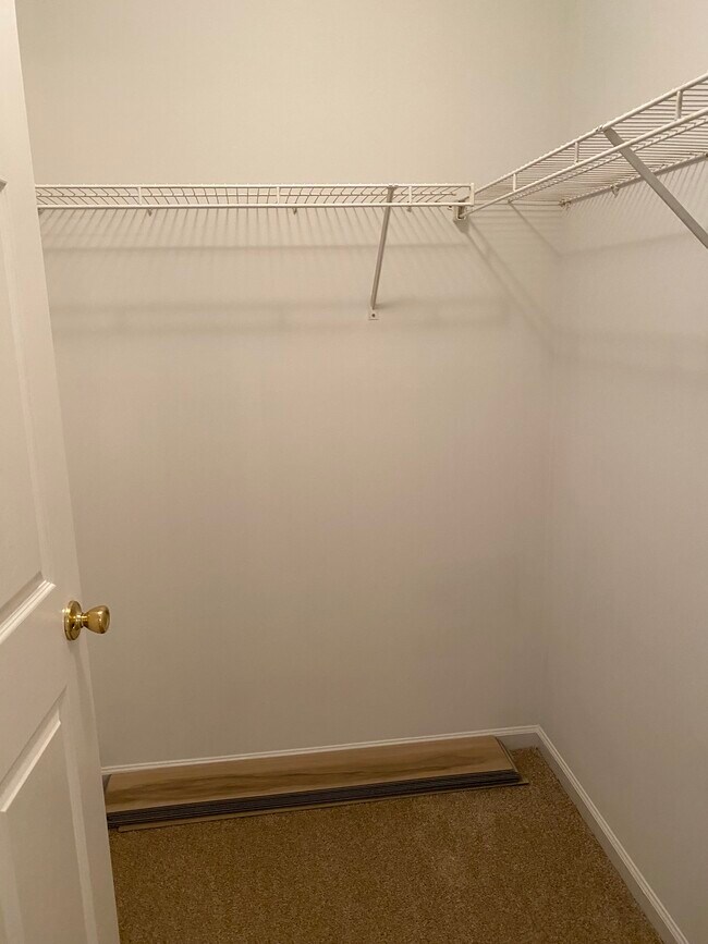 Building Photo - 186 Christine Dr