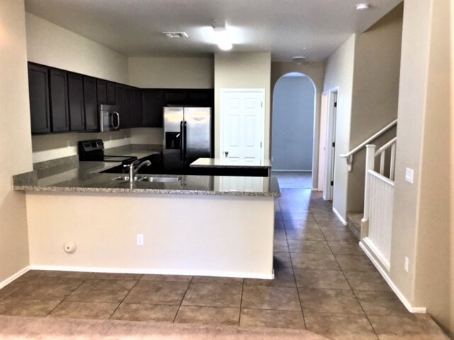 Building Photo - 894 S Annie Ln