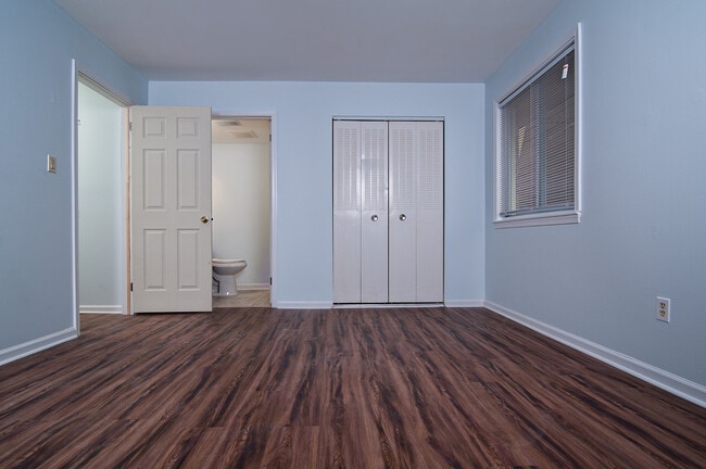 Building Photo - 56 Par Haven Dr