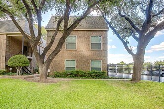 Building Photo - 4420 Harlanwood Dr