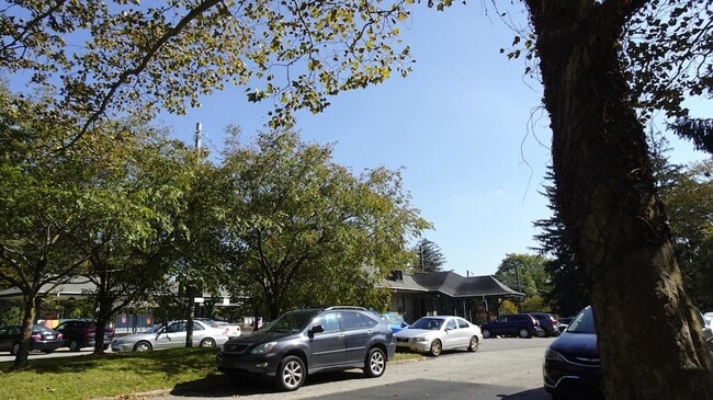 Building Photo - 6736 Blakemore St