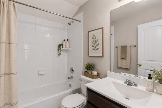 Building Photo - 314 Dusky Thrush Dr