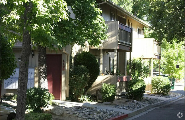 Building Photo - Cottages at Glenda