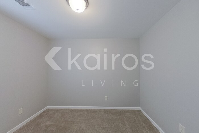 Building Photo - 59 Hideaway Ln