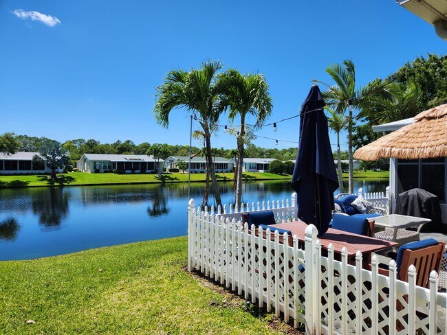 Building Photo - 7717 White Egret Ln