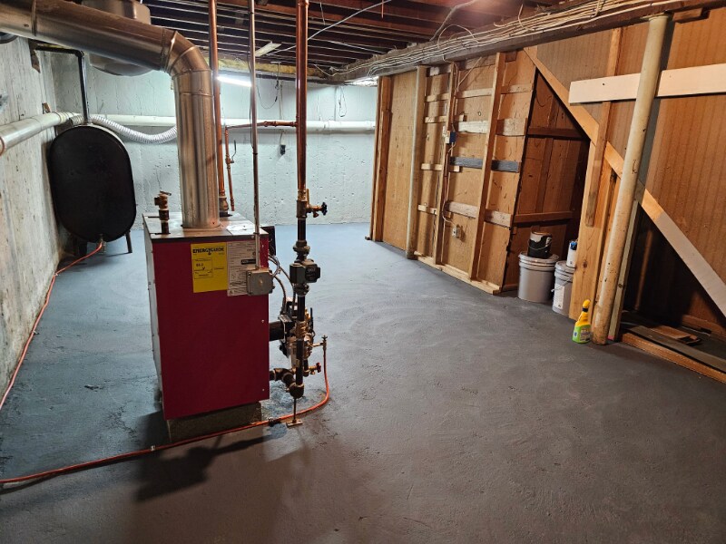 Building Photo - 1162 Main Ave