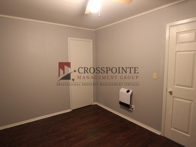 Building Photo - Now Available: 2 Bedroom, 1 Bath Home in Tyler, TX!