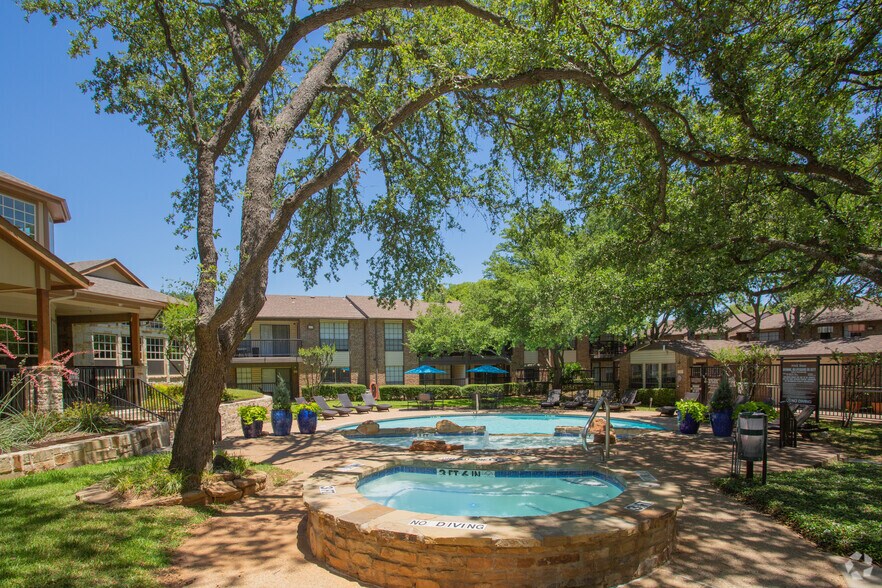 Harwood Hills 2452 Highway 121 Bedford TX 76021 Apartment Finder