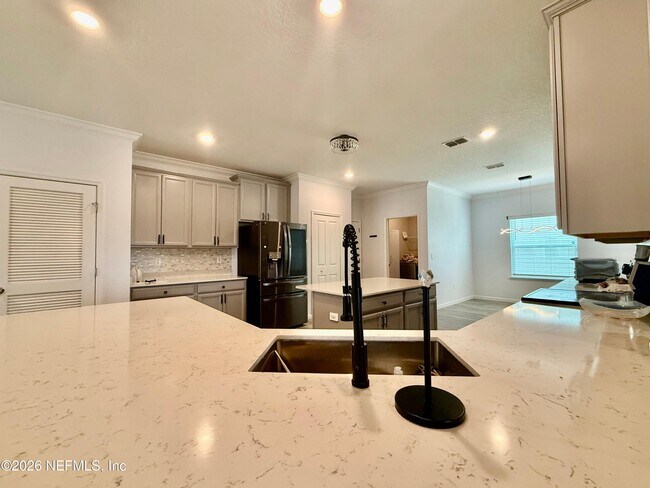 Building Photo - 9603 Lovage Ln