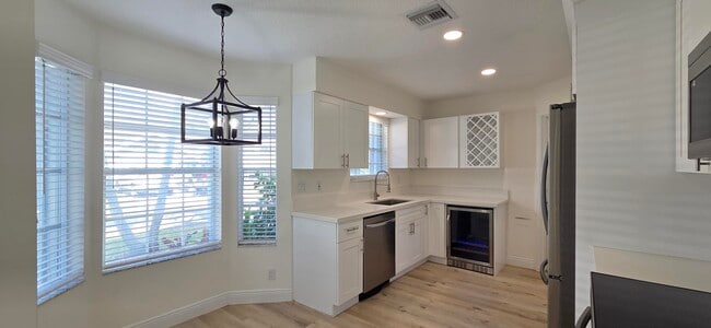 Building Photo - 13150 Green Finch Terrace