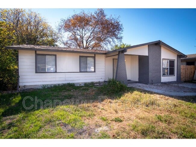 Building Photo - 6916 Shady Grove Dr