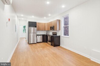 Building Photo - 4145 W Girard Ave