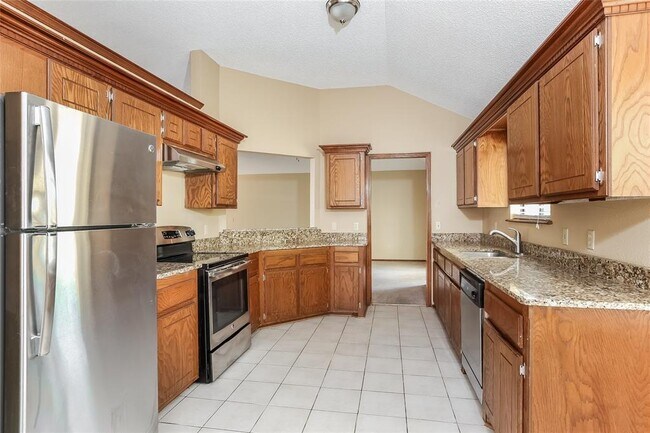 Building Photo - 11233 Cimarron Dr