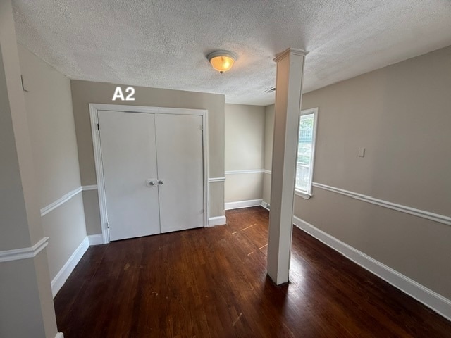 Building Photo - 822 Holt Ave