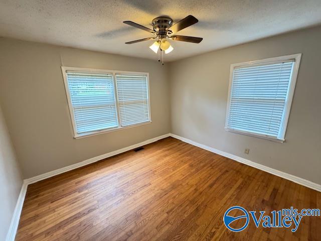 Building Photo - 508 Forrest Cir NE