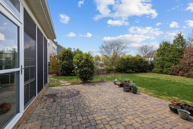 Building Photo - 308 Jude Ln