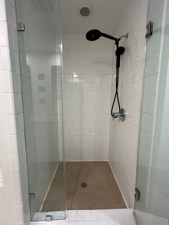 Building Photo - "Fort Worth Texas Condo for Rent"
