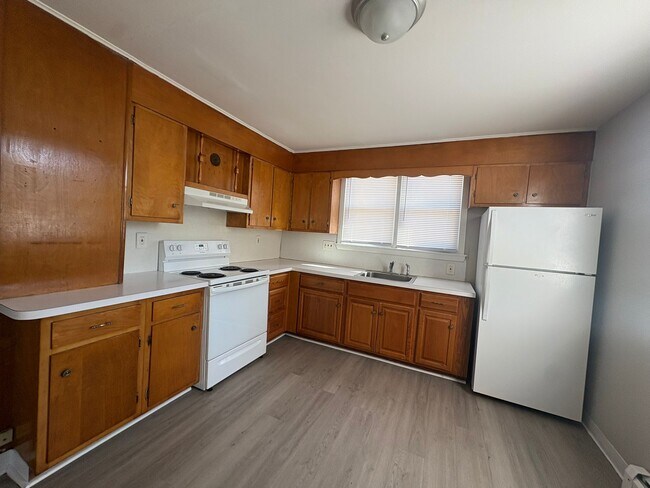 Building Photo - 1463 Dixwell Ave