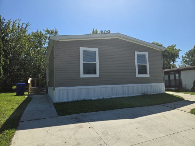 Primary Photo - 6 W Canyon Dr