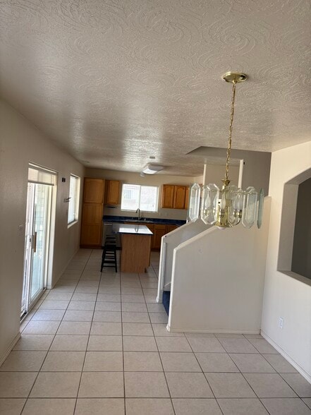 Building Photo - 37 Cruces Loop