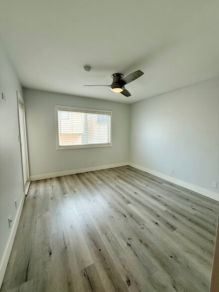 Building Photo - 129 38th St