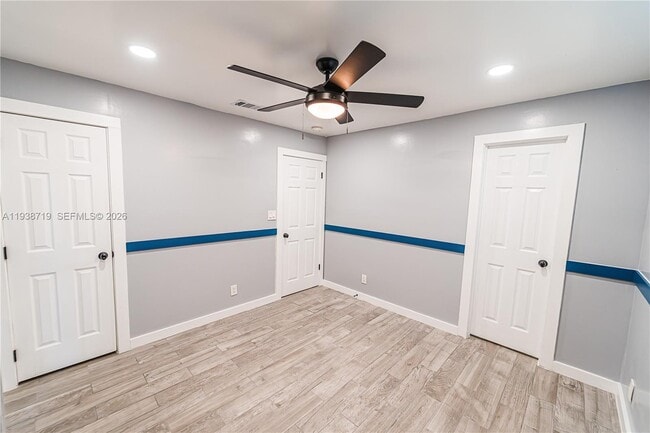 Building Photo - 8107 NW 74th Ave