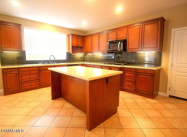Building Photo - 276 Chantilly Cir
