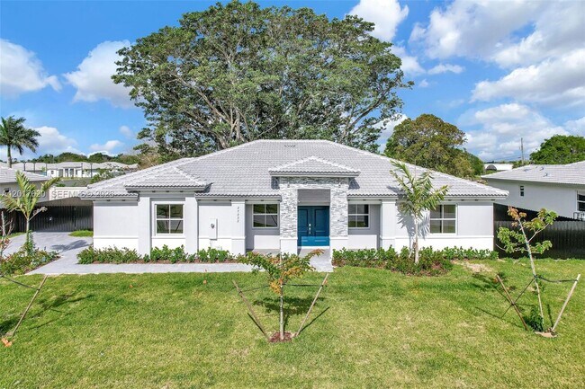 Building Photo - 27232 SW 159th Path