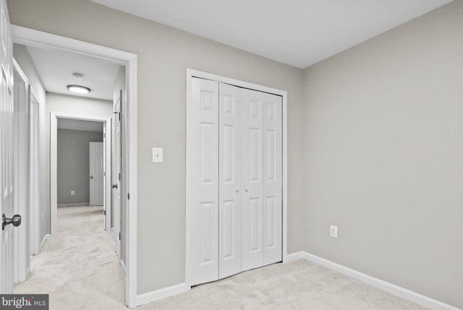 Building Photo - 328 Moseby Ct