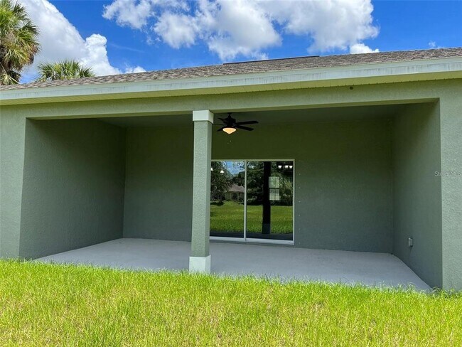 Building Photo - 3685 Trenton Ln