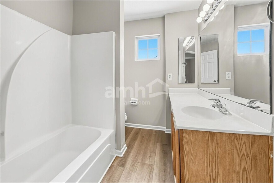Building Photo - 5169 Appaloosa Cir
