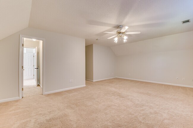 Building Photo - 4135 Fox Brush Dr