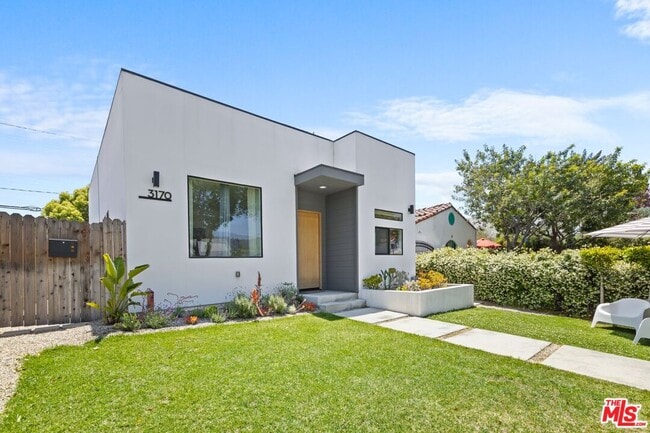 Building Photo - 3170 Glenmanor Pl