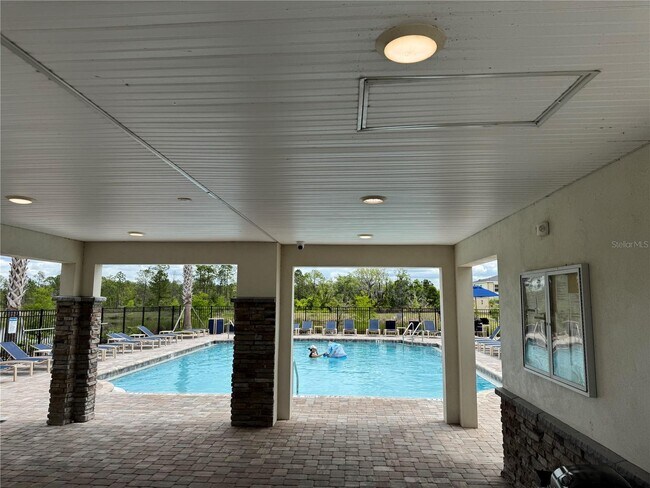 Building Photo - 297 Bogey Dr