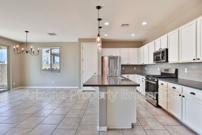 Building Photo - 20933 W Almeria Rd