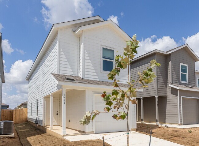 Building Photo - 6749 Marble Rdg