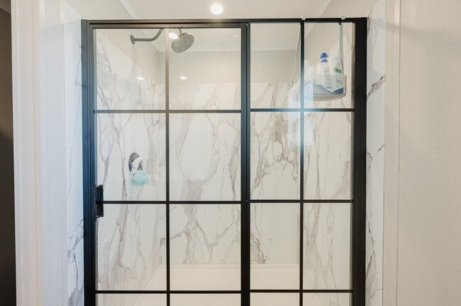 Building Photo - 13507 W County Rd 171