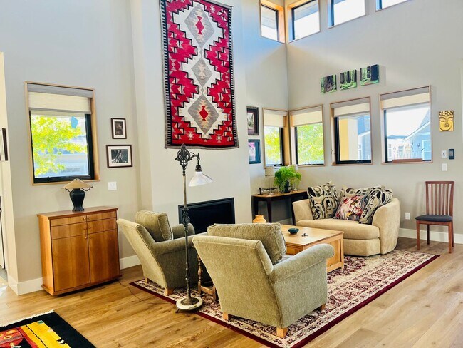 Building Photo - Stunning Prairie style 2bd/2bath + office in ClearPine!