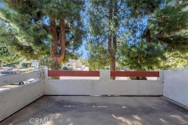 Building Photo - 2740 Gramercy Ave